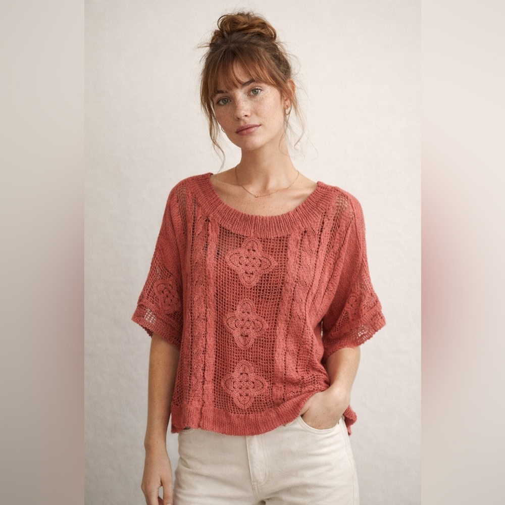 Wisteria Lane Cotton Blend Open Knit Mulberry Pink Blouse Size M